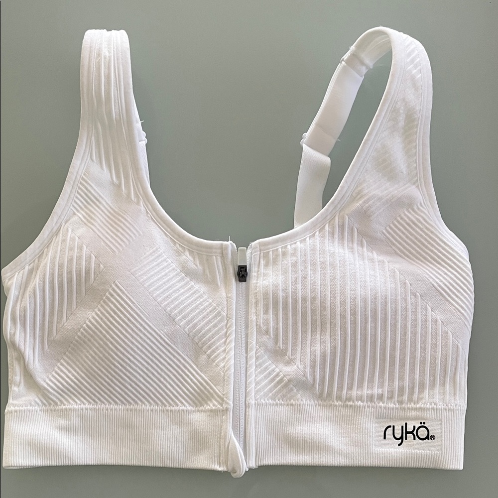 Ryka Ribbed White Zipper Sports Bra